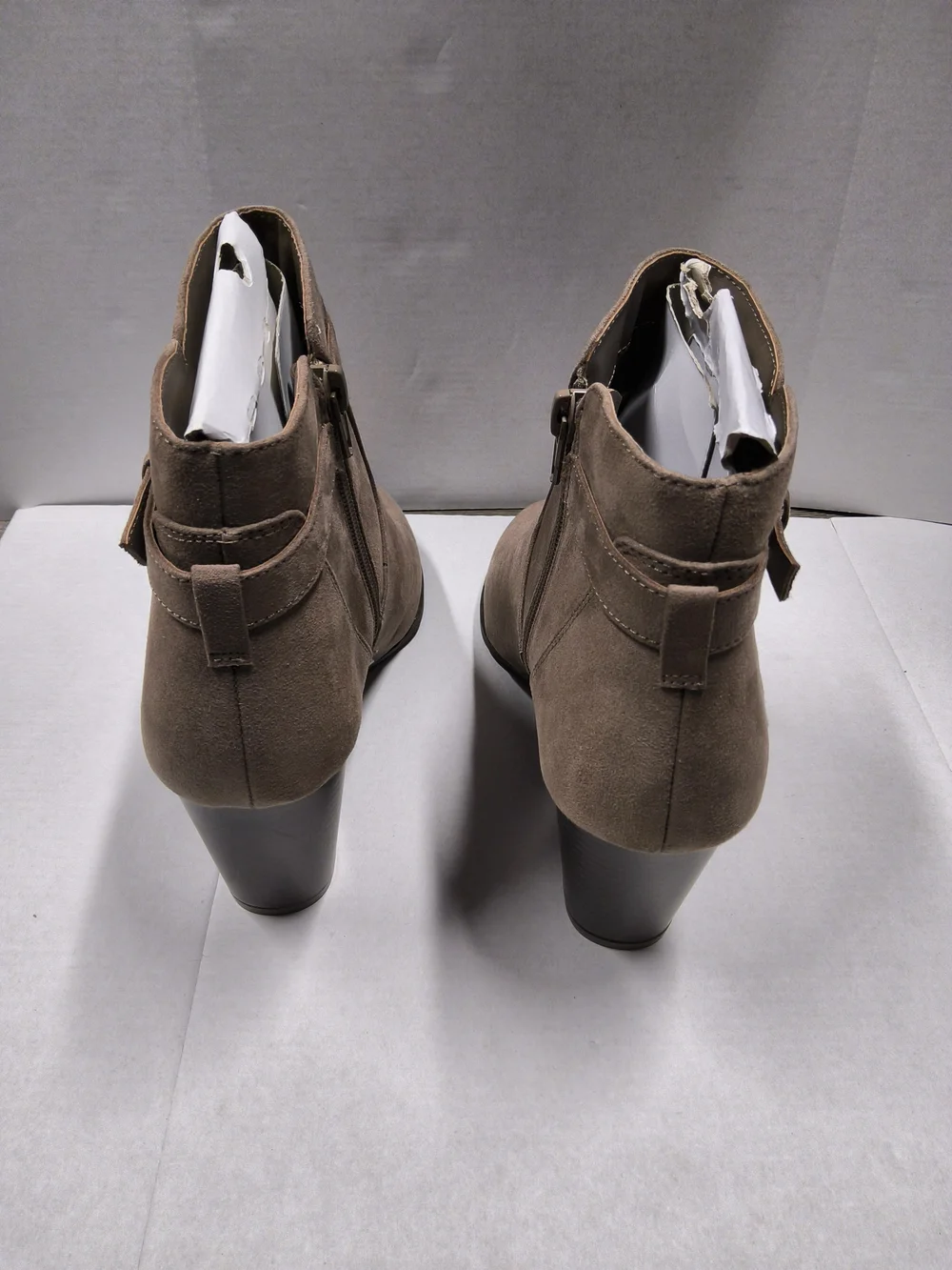 NWOT Size 8.5 Women's Taupe Suede Wedged Ankle Boots with Side Zip